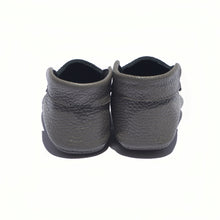 Load image into Gallery viewer, Grey Mouse Moccasins