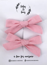 Load image into Gallery viewer, Baby Bows (Clips) - Pink