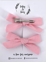 Load image into Gallery viewer, Baby Bows (Clips) - Pink